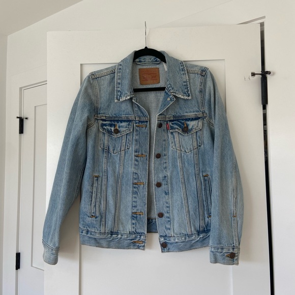 Levi’s Original Trucker Denim Jacket - Picture 3 of 6